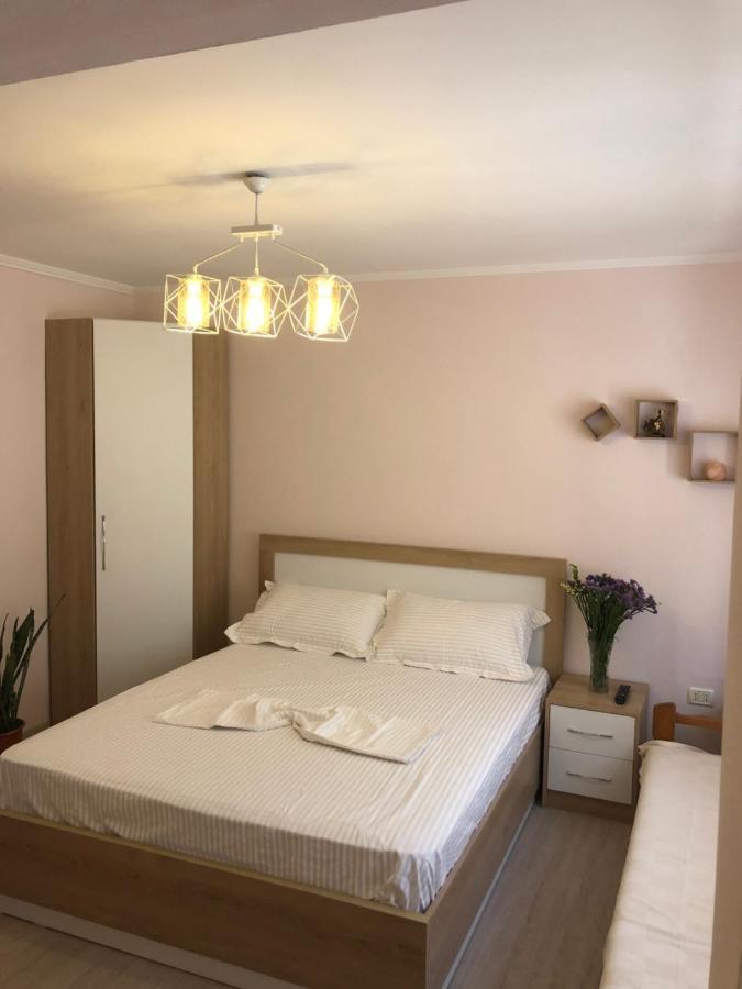 Itan'S Apartment-Lovely Guest Apartment In Center ติรานา ภายนอก รูปภาพ